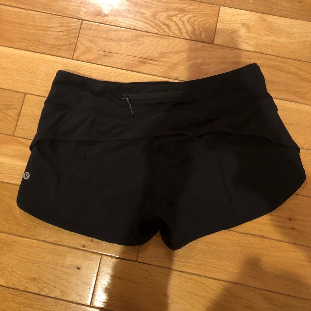 Lululemon Black Speed Shorts size 6